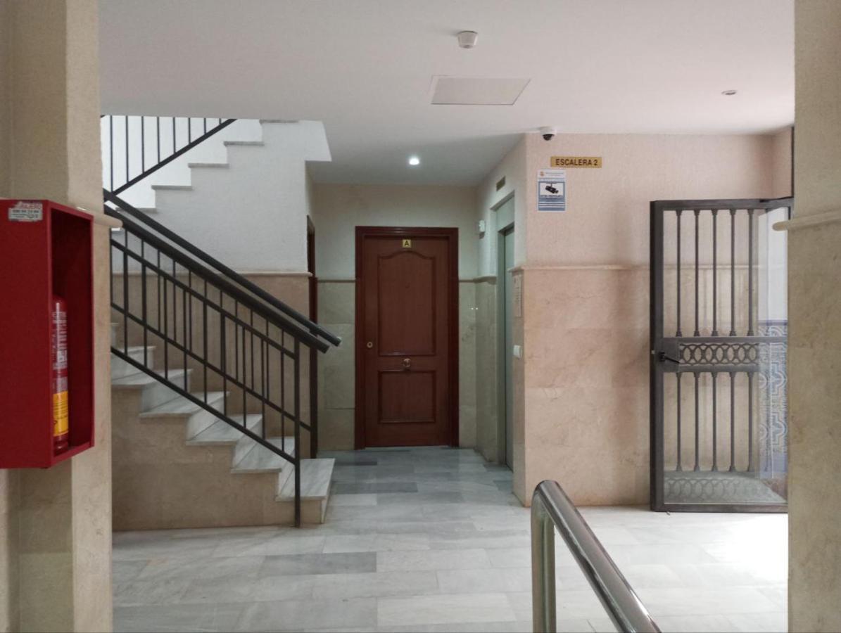 Apartament Holidays2malaga Eduardo Ocon Quiet&high Speed Wifi *